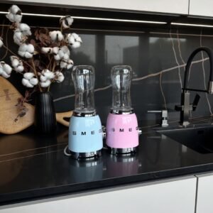 Powerful Pink SMEG Personal Blender